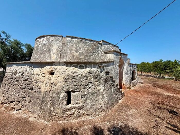 Casa bilocale in vendita in Strada Statale SNC, Ostuni