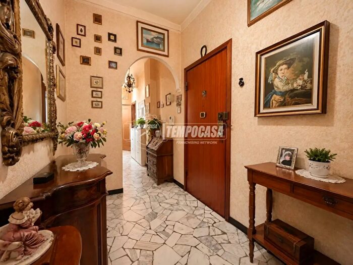 Appartamento con 5 locali in vendita in Traversa alla Costa a, Genova