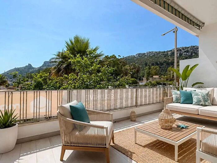 Appartamento trilocale in vendita in Lungomare Poetto, Cagliari