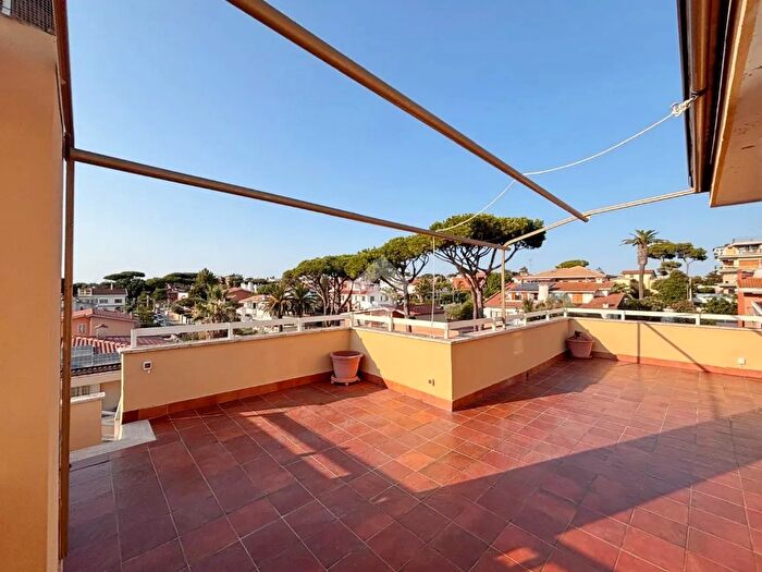 Appartamento quadrilocale in vendita in Via delle Muse, Anzio