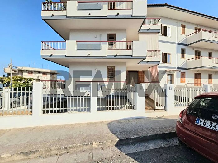 Appartamento quadrilocale in vendita in Via Gaetano Schembri Snc, Ragusa