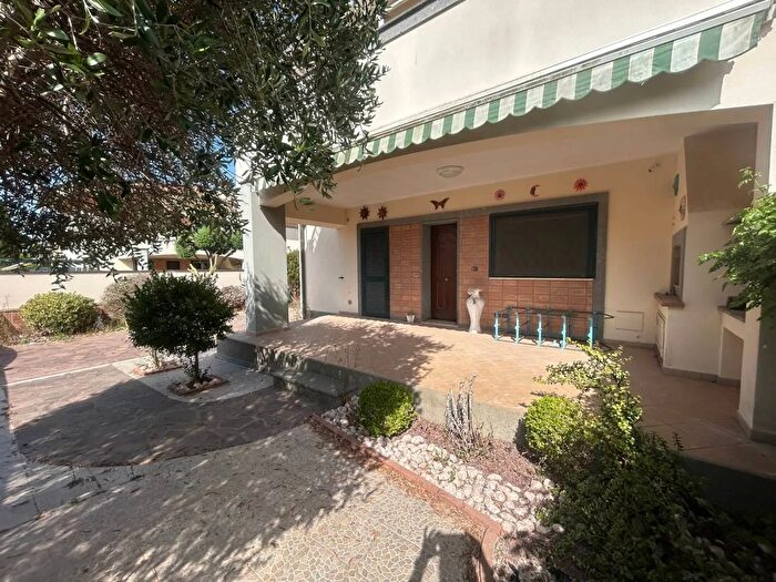 Casa quadrilocale in vendita in Via Ada Negri, Anzio