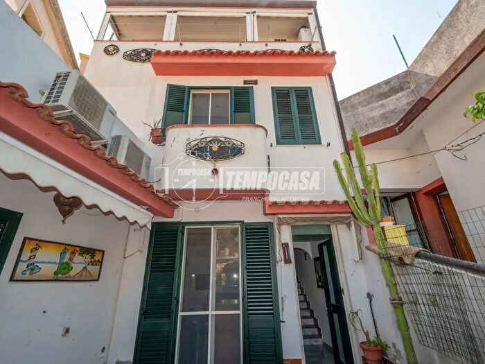 Appartamento quadrilocale in vendita in Località Briga Superiore, Messina