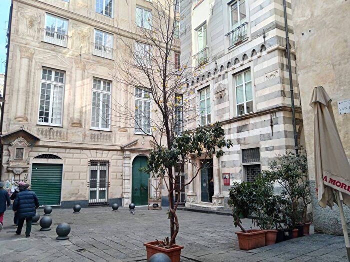 Appartamento bilocale in affitto in Piazza San Bernardo, Molo, Genova