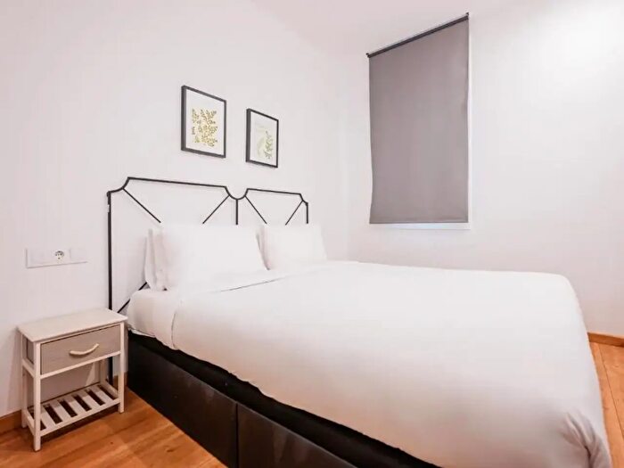 Appartamento trilocale in affitto in Via Sanremo, Torino