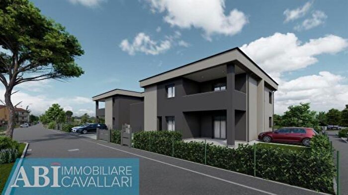 Appartamento trilocale in vendita in Via Emilia Ponente, Faenza