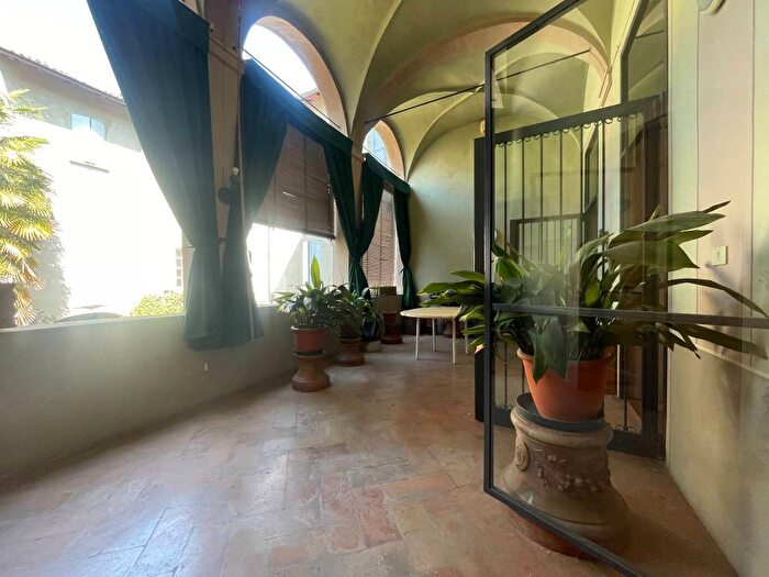 Appartamento trilocale in affitto in Corso Giuseppe Garibaldi, Centro Storico, Reggio Emilia