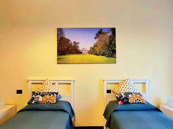 Appartamento monolocale in affitto in Via Tavazzano, Certosa, Milano