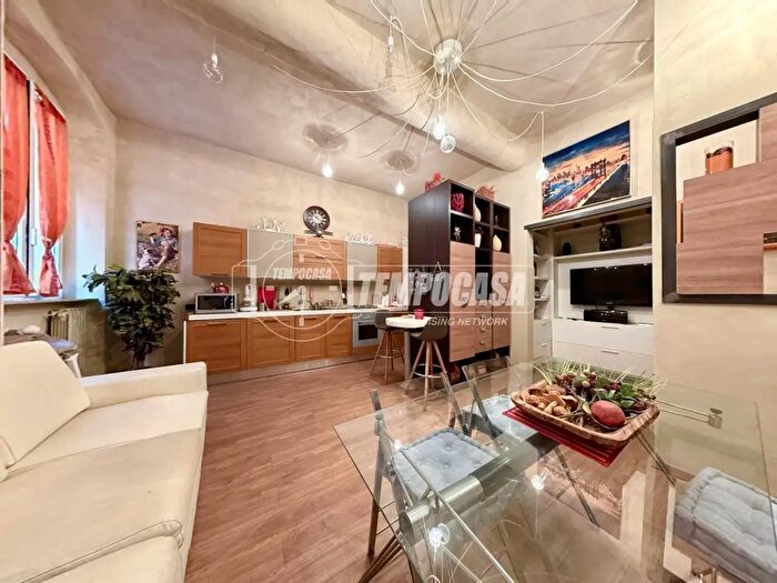 Appartamento bilocale in vendita in Via Vado, Genova