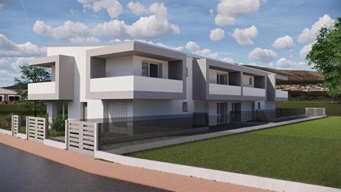 Casa quadrilocale in vendita in Via Sandro Pertini Snc, Campagna Lupia