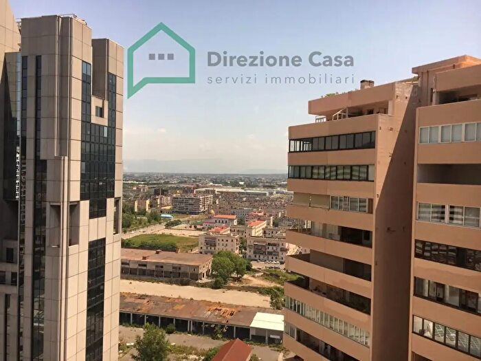 Appartamento trilocale in vendita in Centro Direzionale, Napoli
