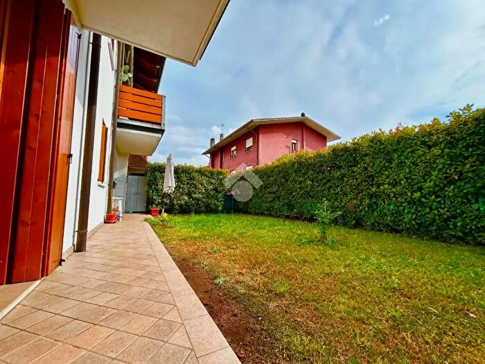 Appartamento quadrilocale in affitto in Via Duomo, Montebelluna