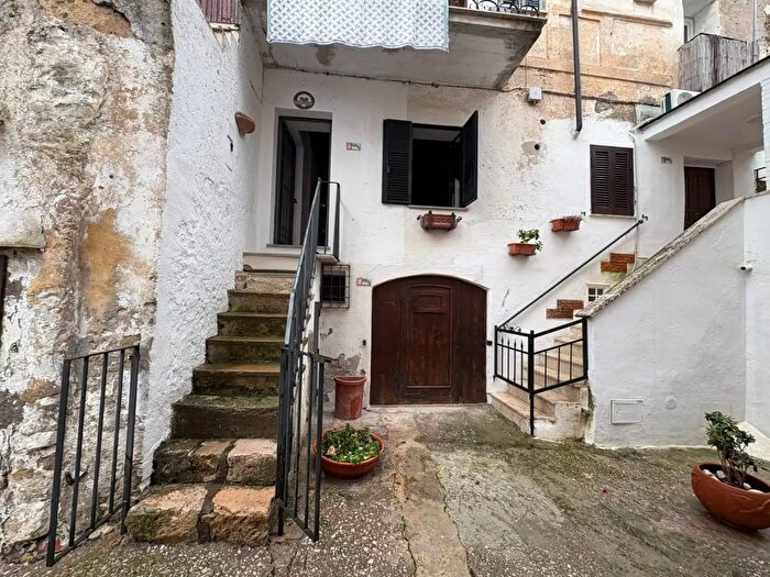 Appartamento quadrilocale in vendita in Via Giuseppe Garibaldi, San Felice Circeo