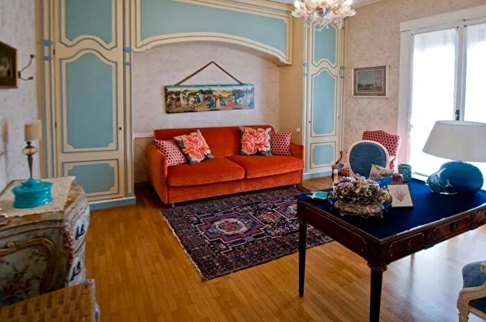 Appartamento trilocale in vendita in Milano