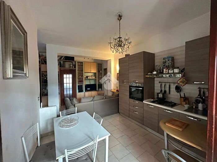 Appartamento trilocale in vendita in Piazza Fratelli Cervi, Corsico