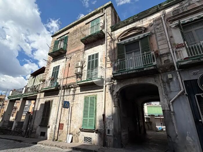 Appartamento trilocale in vendita in Via Palmiro Togliatti, San Giorgio A Cremano