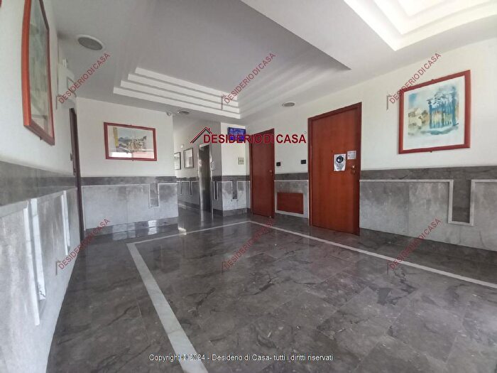 Appartamento con 5 locali in vendita in Palermo