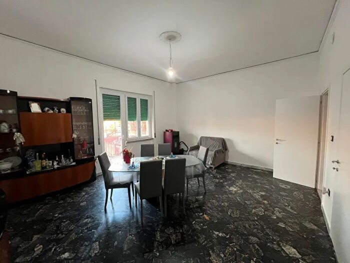 Appartamento con 5 locali in vendita in Via Guglielmo Pepe, SantEgidio Del Monte Albino