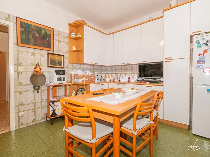 Appartamento trilocale in vendita in Modena