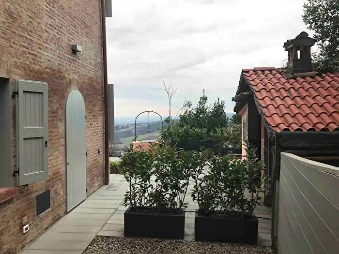 Appartamento trilocale in affitto in Via di Monte Donato, Collinare, Bologna