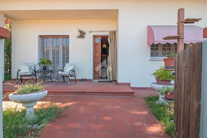 Casa quadrilocale in vendita in Via Beneficio Ii° Tronco, Cervia