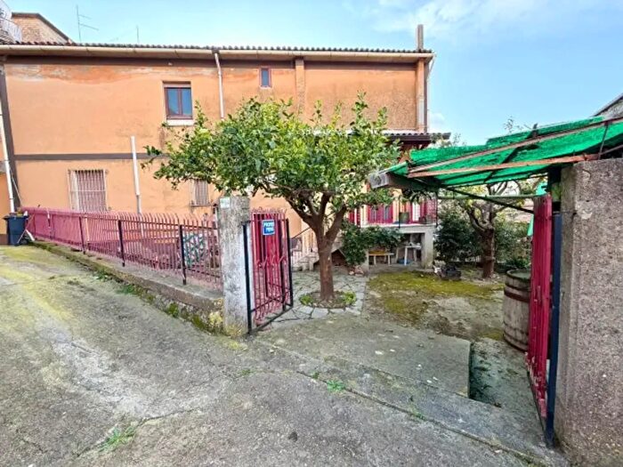 Appartamento bilocale in vendita in Via Luigi Siniscalchi Eredita Cilento, Ogliastro Cilento