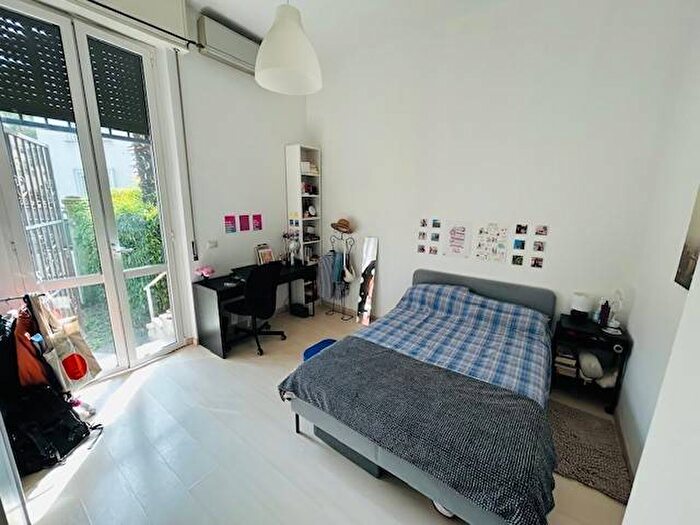 Appartamento quadrilocale in affitto in Via Lanciano, Zara, Milano