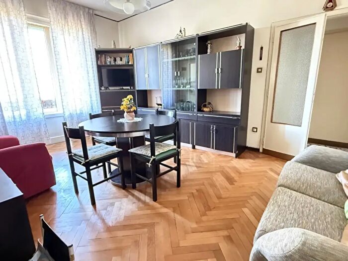 Appartamento quadrilocale in vendita in Via Ferdinando Paer, Padova