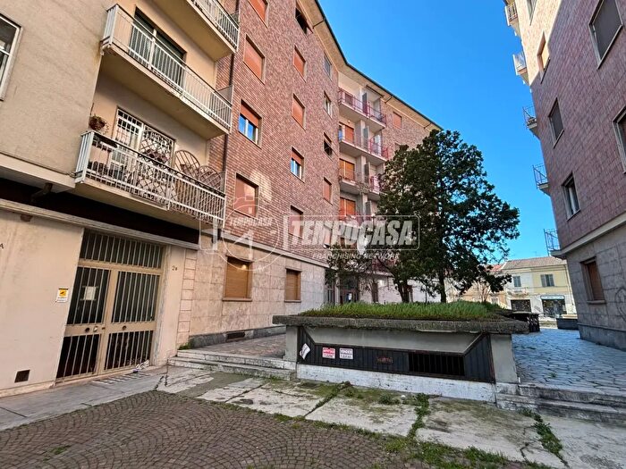 Appartamento quadrilocale in vendita in Via Giacomo Matteotti, Casale Monferrato