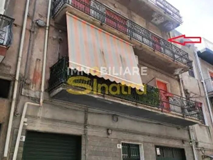 Appartamento con 5 locali in vendita in Via Vincenzo Bellini, Paterno'