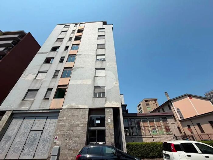 Appartamento quadrilocale in vendita in Via Francesco Baracca, San Giuliano Milanese