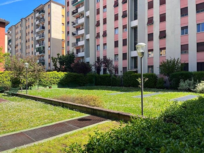 Appartamento monolocale in affitto in Via Ronchi, Udine, Milano