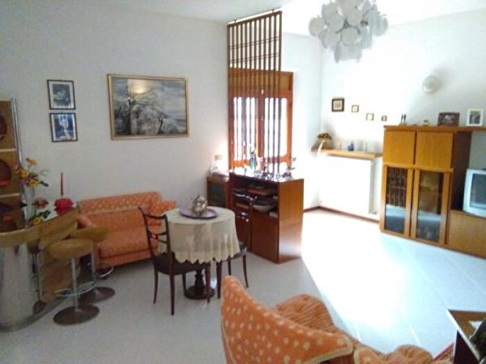 Casa con 5 locali in vendita in Aroli, Monsano