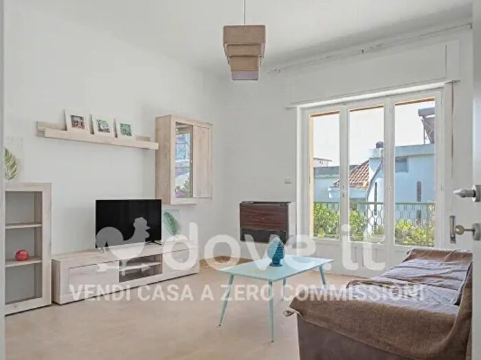 Appartamento bilocale in vendita in Via Caravaggio, Formia