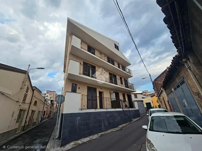 Appartamento bilocale in vendita in Via Ogliastro, Catania
