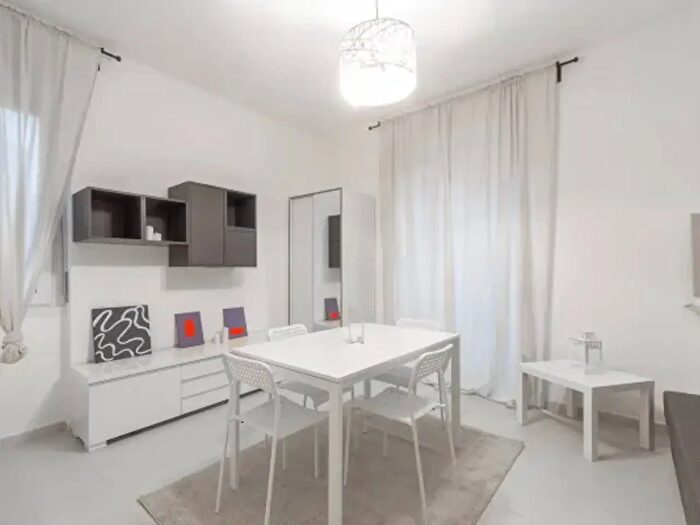 Appartamento monolocale in affitto in Via Giovanni Battista Viotti, Milano