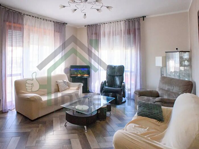 Appartamento con 5 locali in vendita in Via Battitore, Cirie