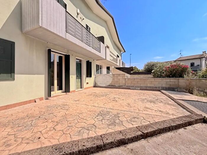 Appartamento trilocale in vendita in Via Papa Giovanni XXIII, Zevio