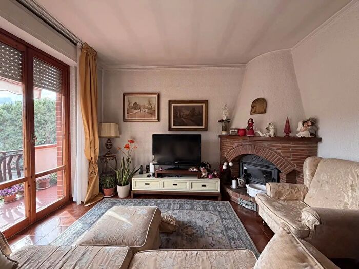 Appartamento quadrilocale in vendita in Via dellEsse, Cortona