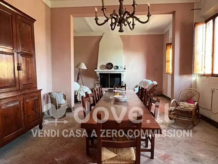 Casa con 6 locali in vendita in Via Provinciale, Bondeno
