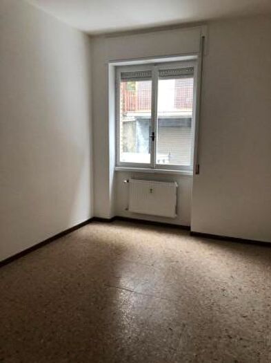 Appartamento trilocale in affitto in Via Fratelli Cervi, Calolziocorte