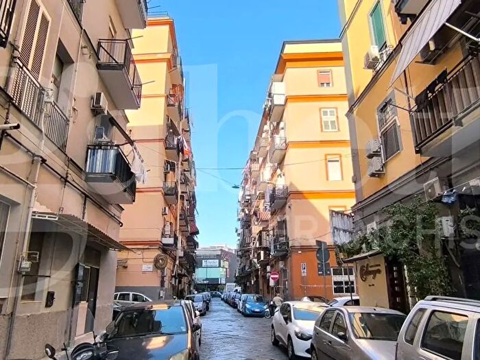 Appartamento bilocale in affitto in Via Pietro Giannone, Napoli