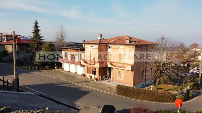 Casa con 6 locali in vendita in Strada Bacedasco, CastellArquato