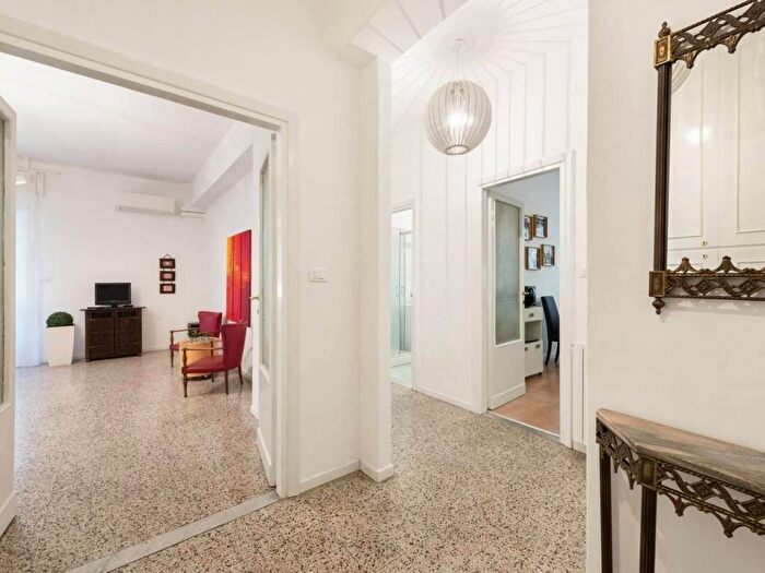 Appartamento bilocale in affitto in Via Calatafimi, Ticinese, Milano
