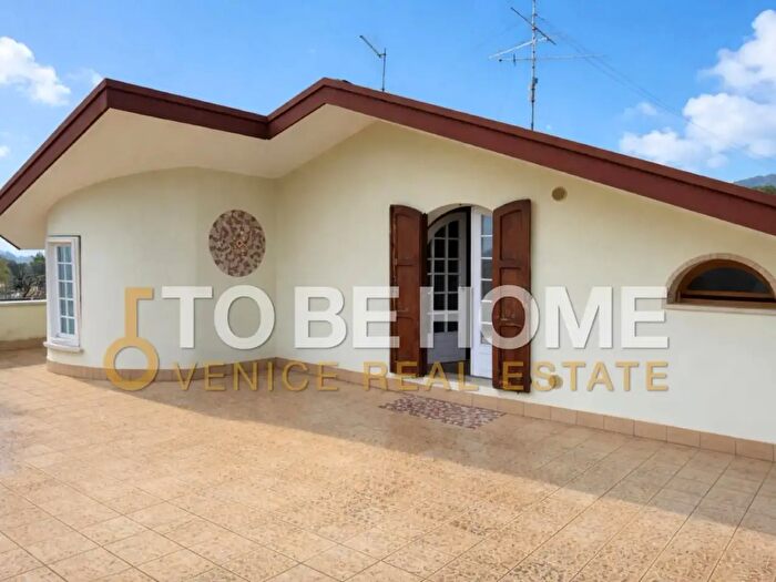 Appartamento quadrilocale in vendita in Montereale Valcellina