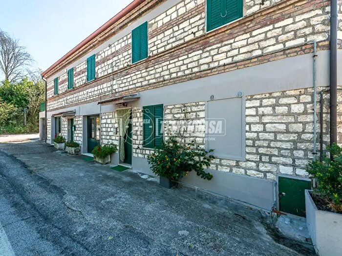 Appartamento trilocale in vendita in Via Betellico, Sirolo