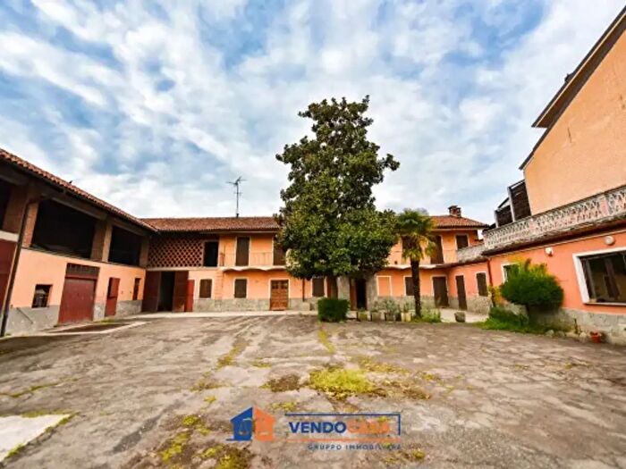 Casa con 6 locali in vendita in Strada Mongina, Moncalieri