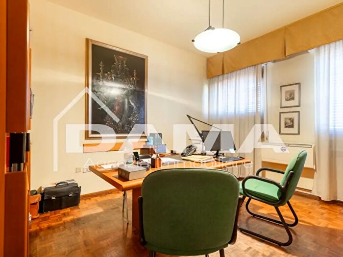 Appartamento con 8 locali in vendita in Corso della Repubblica, Forli'