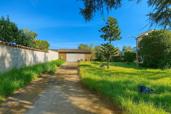 Casa con 8 locali in vendita in Via Bellegra, Nettuno