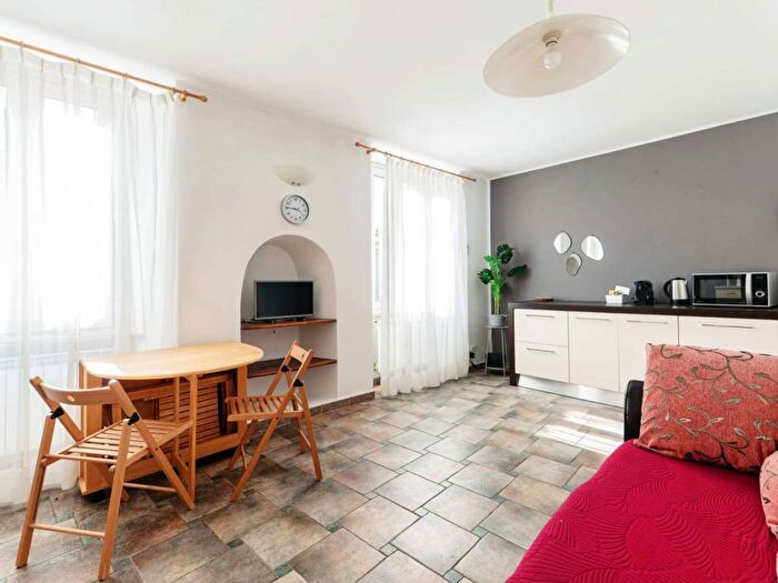Appartamento trilocale in affitto in Via Lambertenghi, Centro Storico, Como